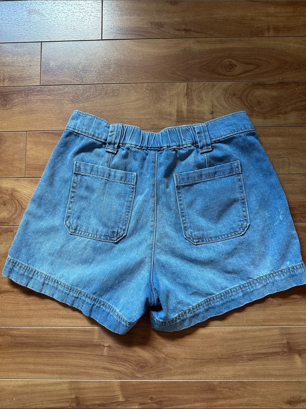 Old Navy OG Chino Shorts Women's Small - Picture 2 of 5